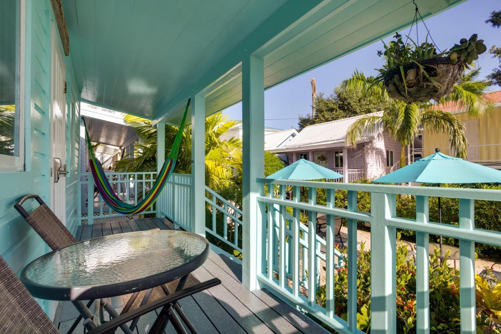 Harbour View Boutique Hotel & Yoga Retreat Belize City Exterior photo
